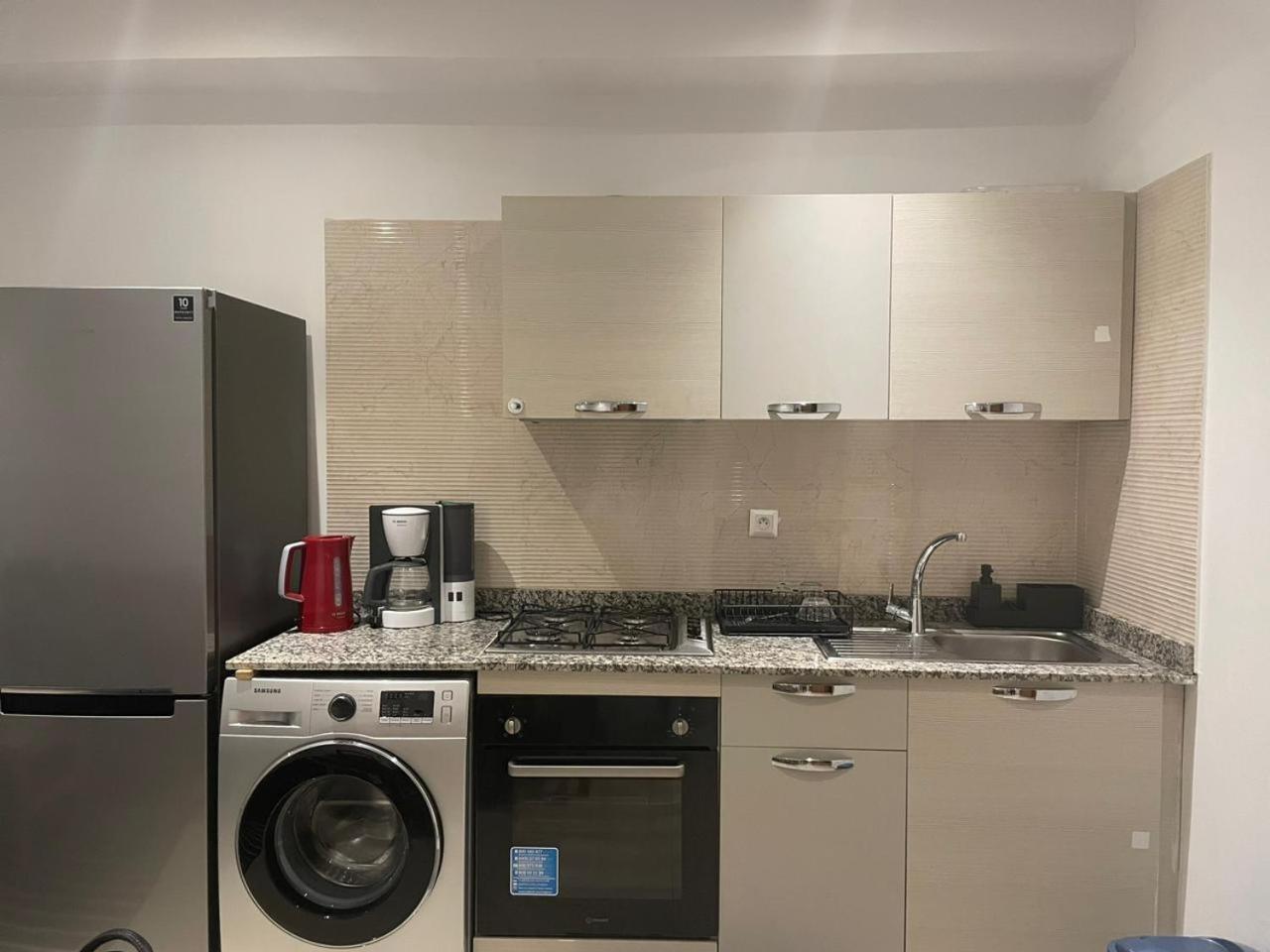 Chic Islan Apartment